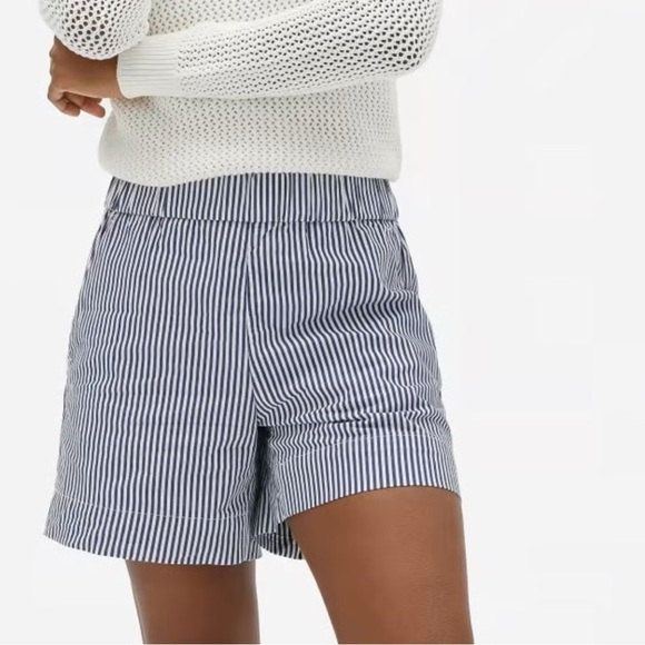 Everlane The Easy Short in Navy Blue Striped Shorts - Size 2 - Picture 2 of 4